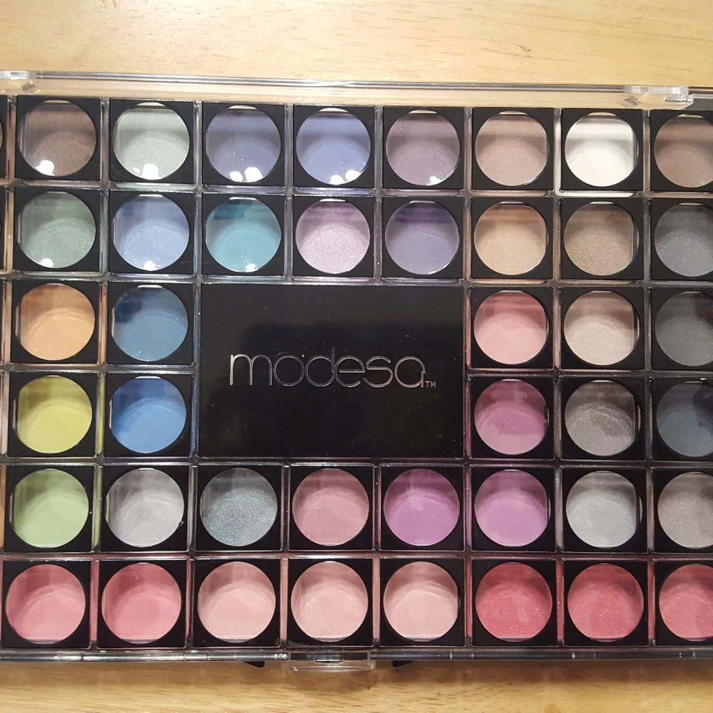 Modesa Make-up,,New